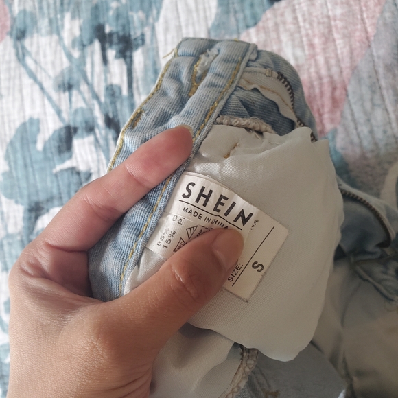 Jean Mini Skirt Shein Size Small - Picture 3 of 3